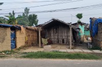 मधेशमा थरीथरीका आवास योजना