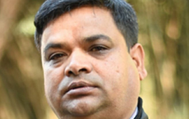 महेश न्यौपाने